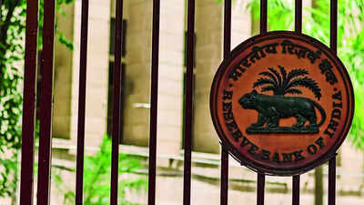 Share of bank credit in total resources flow rises to 65%