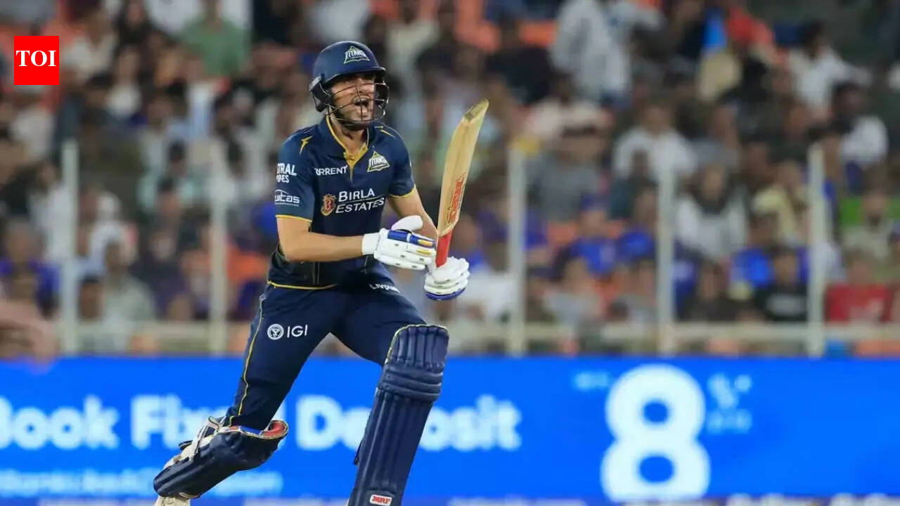 RCB vs GT Live, IPL: Hazlewood, Bhuvneshwar pin down Gill and Sudharsan early