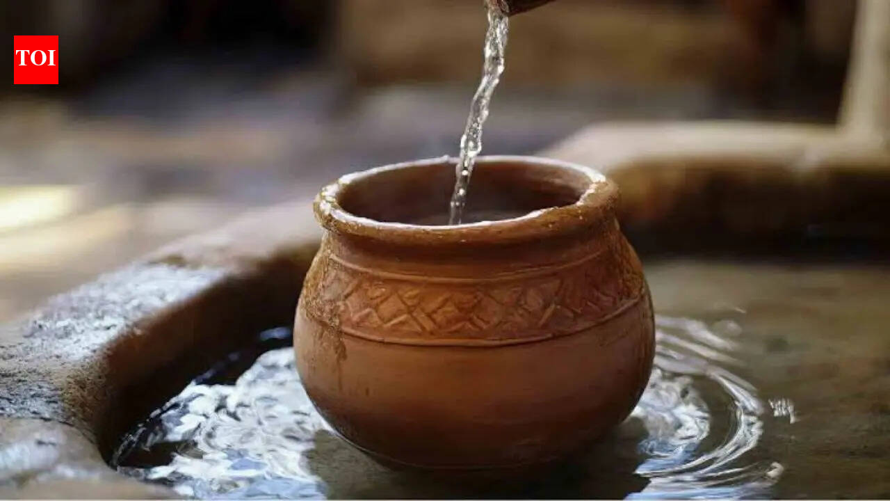No fridge needed: The 3,000-year-old Indian way to keep water naturally cool and why it’s good for your gut