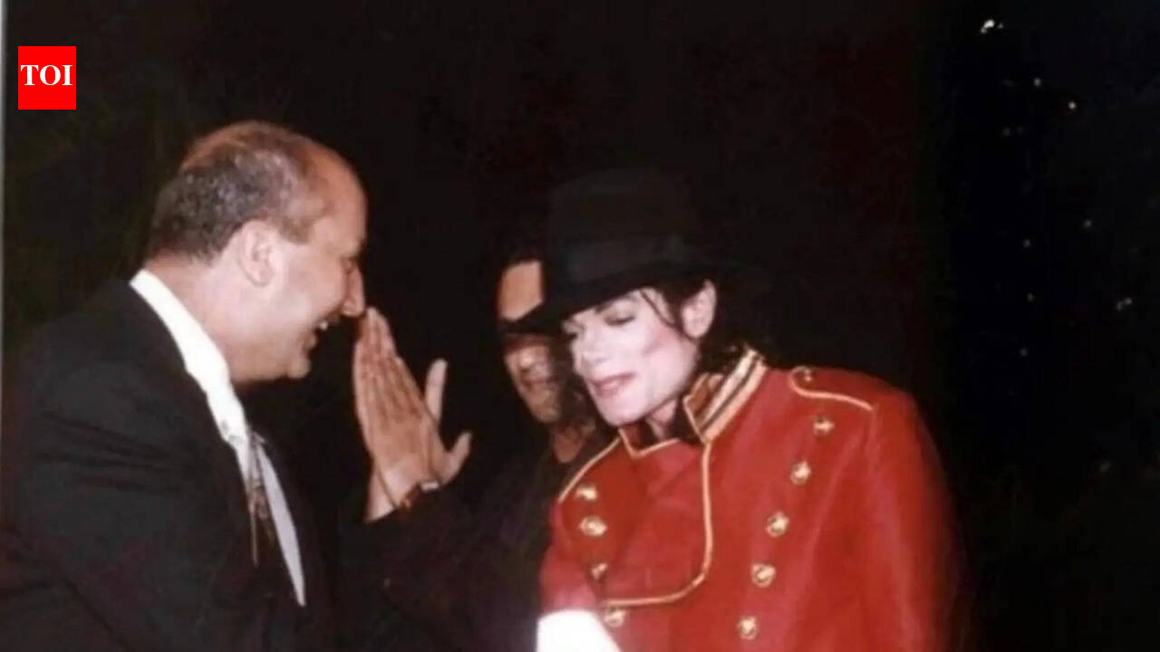 Anupam Kher calls Michael Jackson 