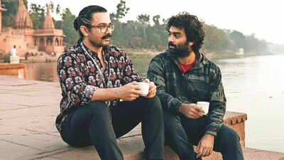 Aamir Khan compares Arijit Singh to Mohammed Rafi, Lata Mangeshkar, Asha Bhosle, Kishore Kumar and Sonu Nigam: ‘All are storytellers’ | – The Times of India