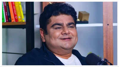 Dhabkaaro screening leaves Aamir Khan and industry friends emotional; praise Deven Bhojani’s powerful performance