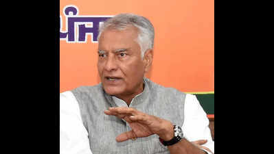 AAP MPs’ shift to BJP a move at right time: Jakhar