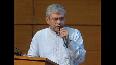 Ensure smooth journeys for migrants on special trains: Vaishnaw