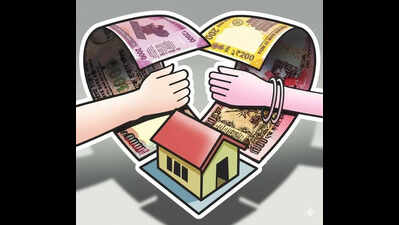 Karnataka high court sets aside family court’s parallel maintenance order