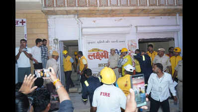 Mock drill, blackout held in Jaisalmer, Barmer