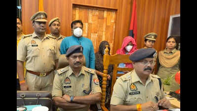 3 use forged papers to sell ₹3cr land, held