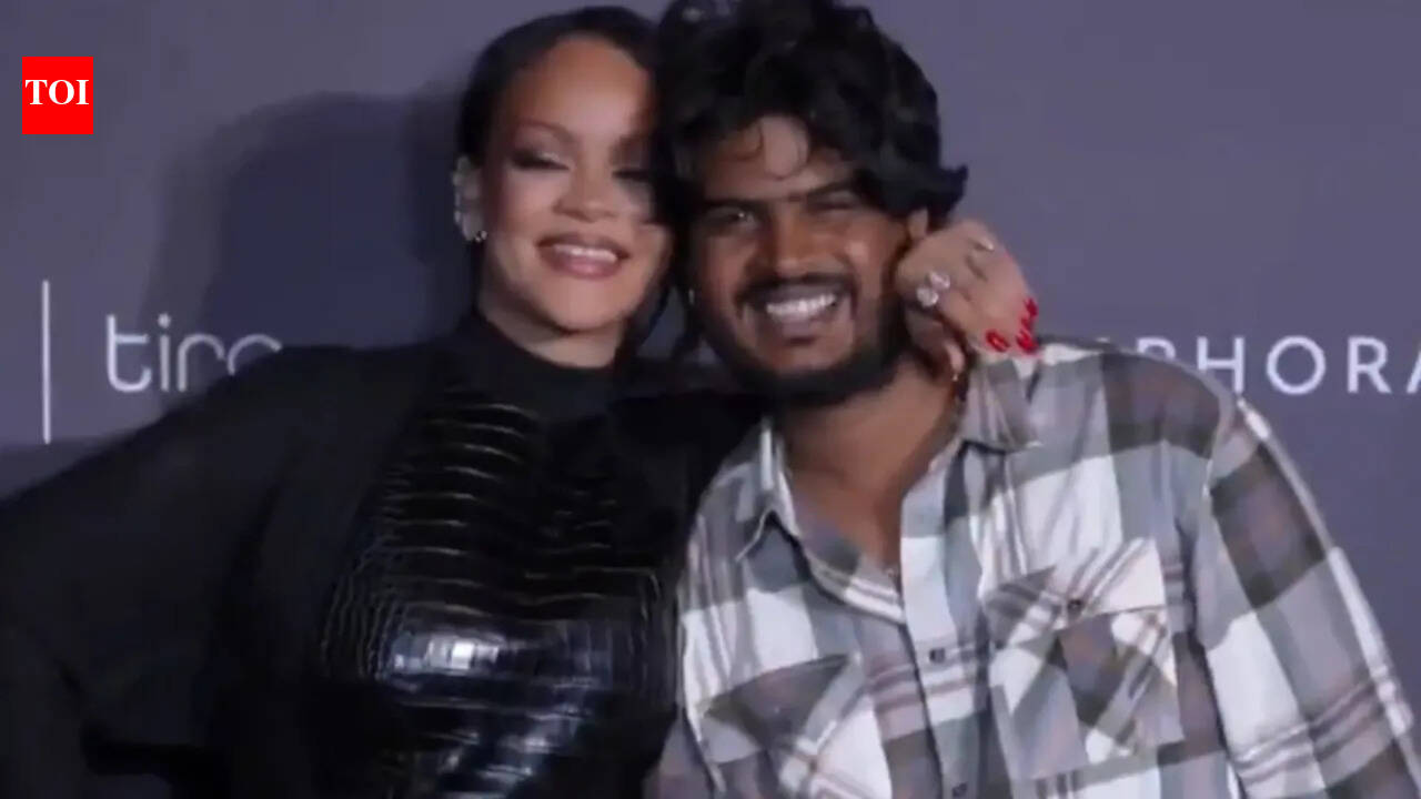 Rihanna charms Mumbai as she invites paparazzi to pose with her; thanks fans for support saying 'Shukriya'
