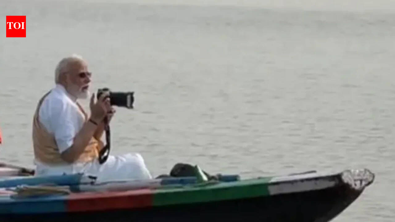 On a boat ride, PM Modi says Ganga flows ‘through the soul of Bengal’