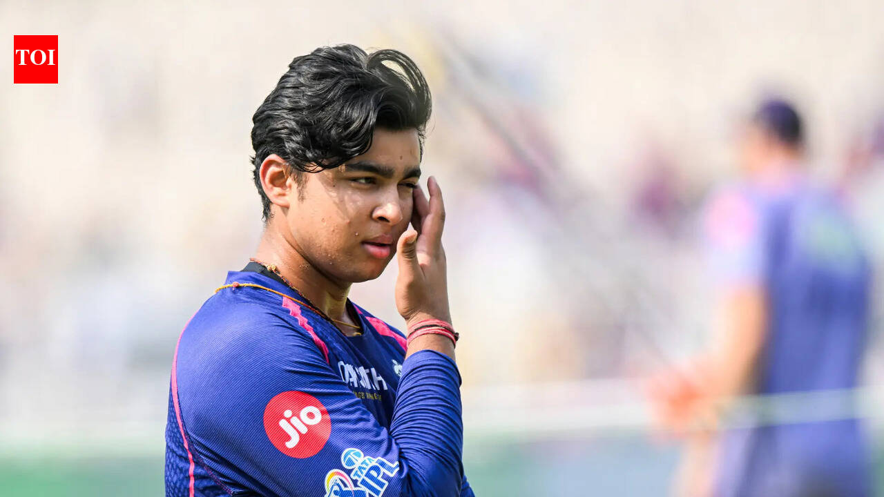 Vaibhav Sooryavanshi switches to MS Dhoni mode ahead of SRH clash - Watch