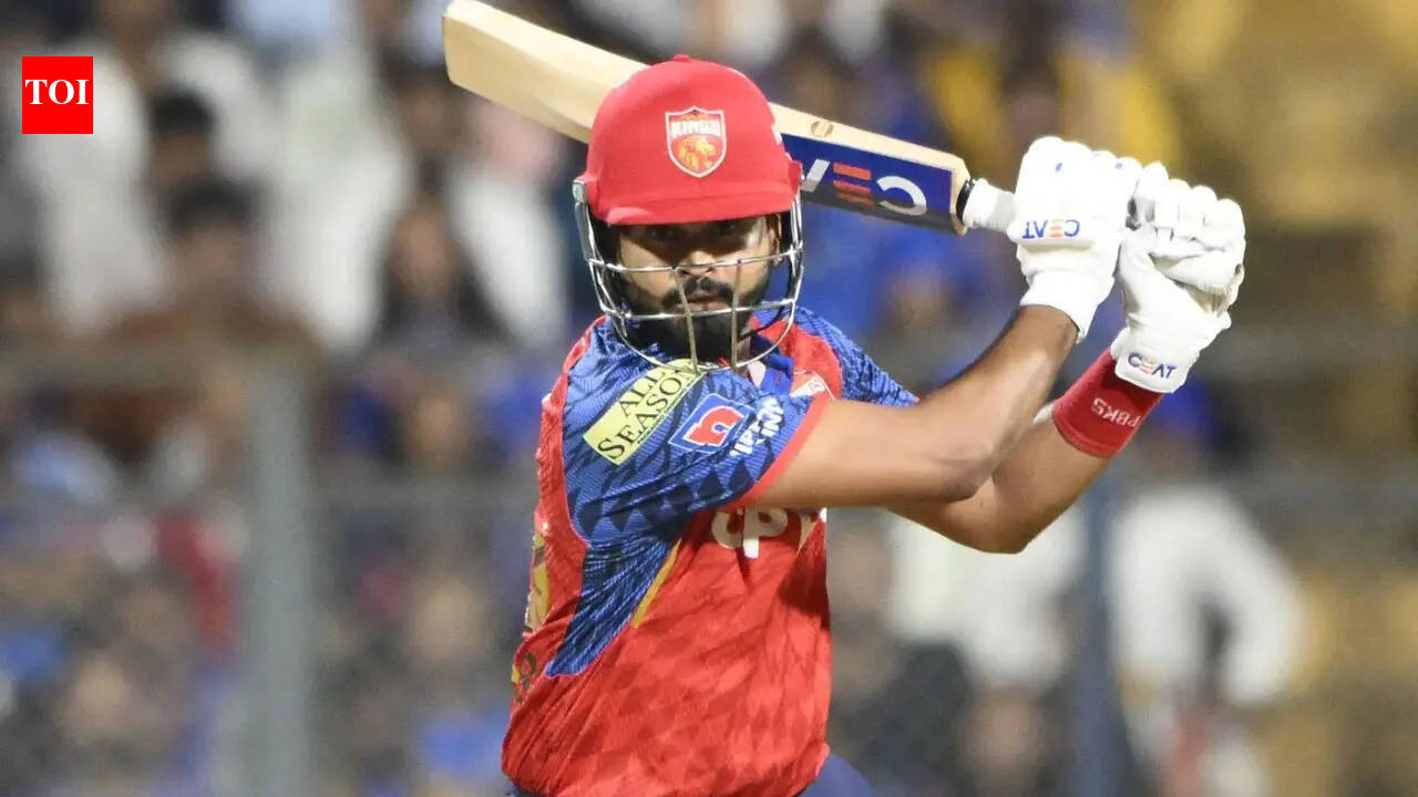 IPL LIVE: Shreyas Iyer anchors massive chase; Punjab Kings on top vs Delhi Capitals