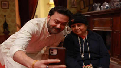 Shahebb Chattopadhyay unveiled as Jogendra in Phool Pishi O Edward