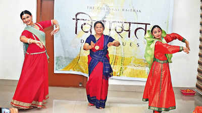 A close-knit baithak revisits Kathak’s journey
