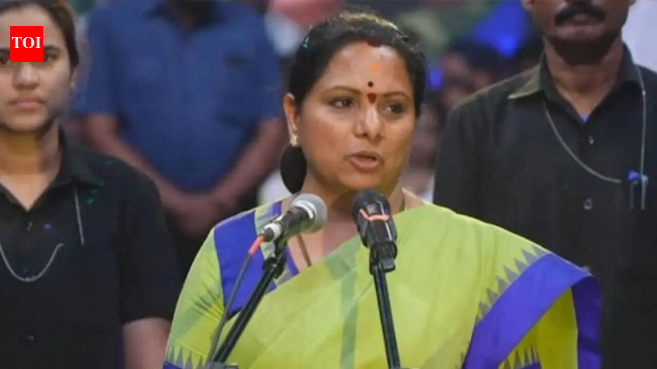 K Kavitha launches Telangana Rashtra Sena and targets KCR