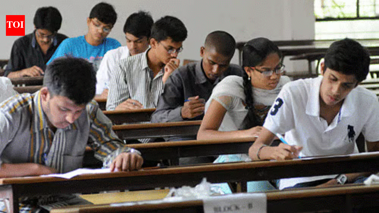 NEET UG एडमिट कार्ड 2026 कल जारी होगा: हॉल टिकट डाउनलोड करने के चरण यहां देखें