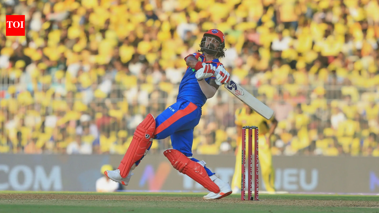 IPL 2026: KL Rahul overtakes MS Dhoni with a boundary, enters top 6