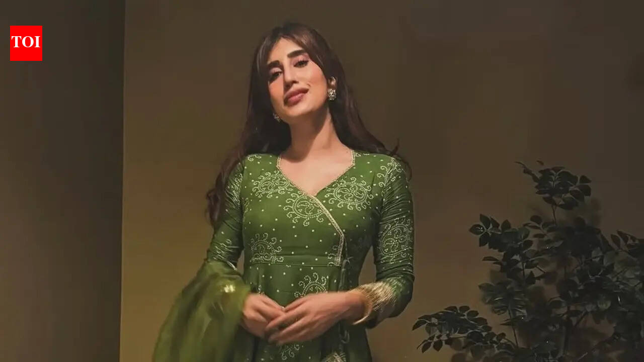 Is Akasa Singh getting married soon?; ‘Cocktail 2’ singer's boyfriend’s identity kept private - Reports