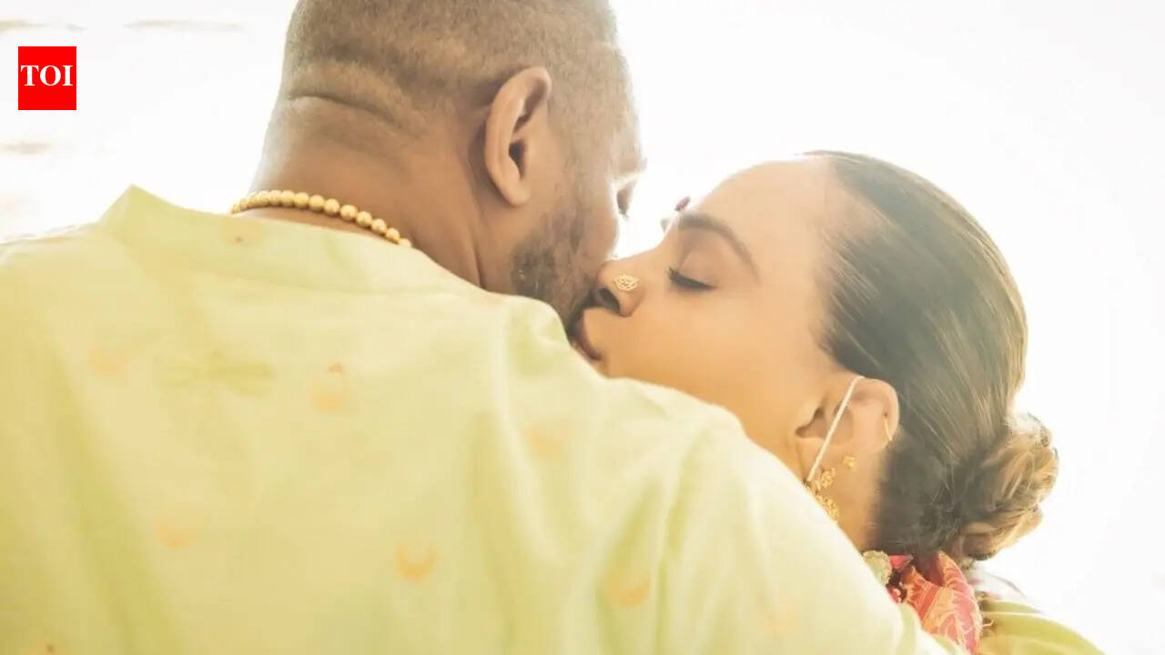 Casting director Shanoo Sharma ties the knot, keeps her husband's identity under wraps; Ranveer Singh, Arjun Kapoor, Parineeti Chopra react