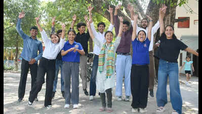 Bageshwar leads, Dehradun trails in board results