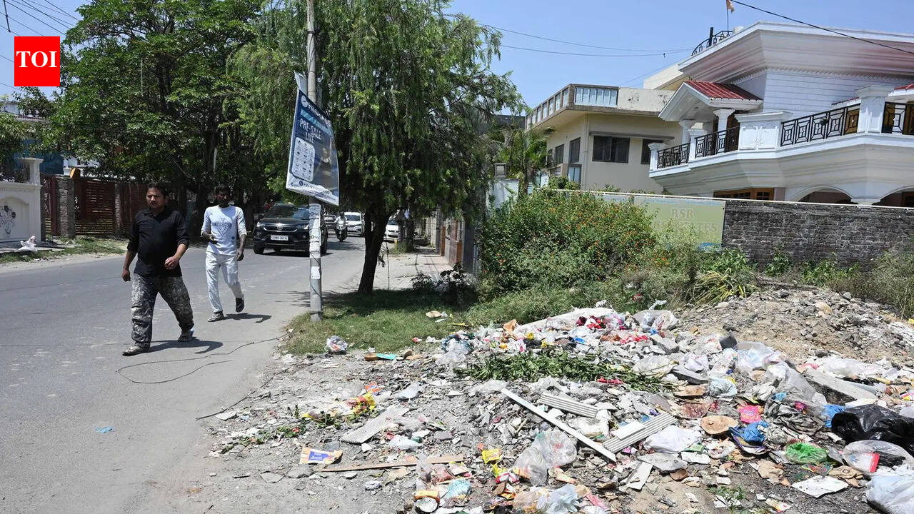 Encroachment, choked drains, traffic snarls plague Doon’s GMS Rd