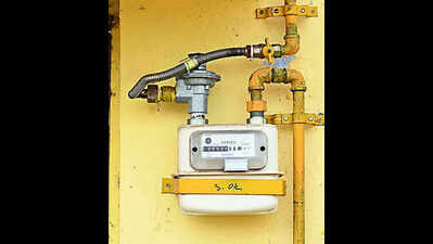 Raj targets LPG-free colonies in 30 days with PNG camps