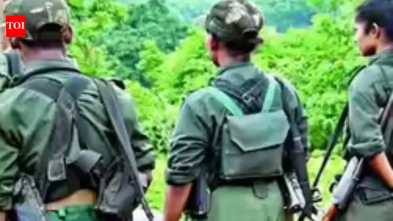 Maoists kill man in West Singhbhum, dump body on road