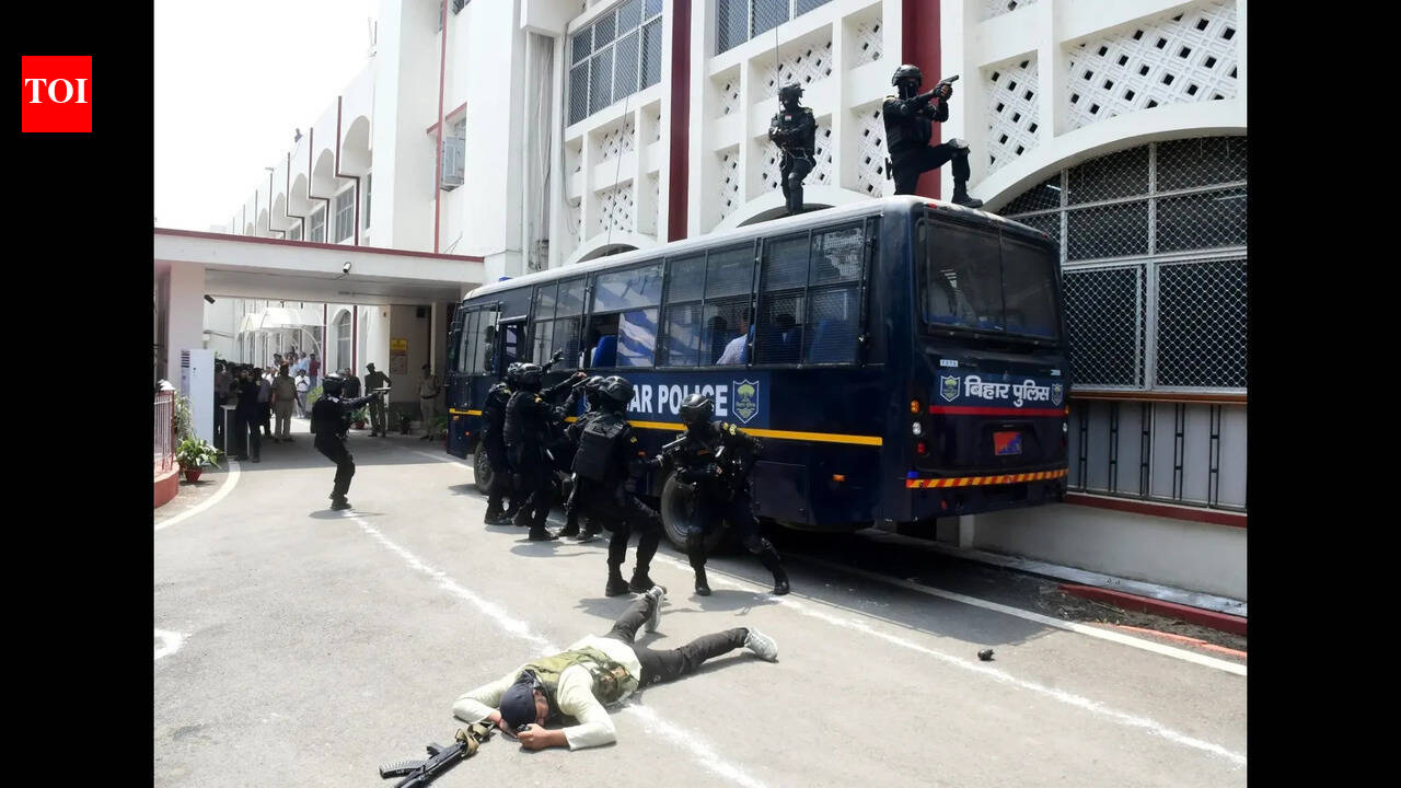 ATS conducts mock terror drill at Patna high court