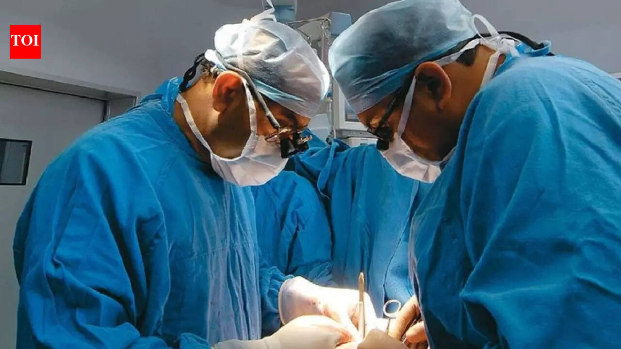 85-yr-old undergoes robotic kidney tumour surgery in Patna hospital