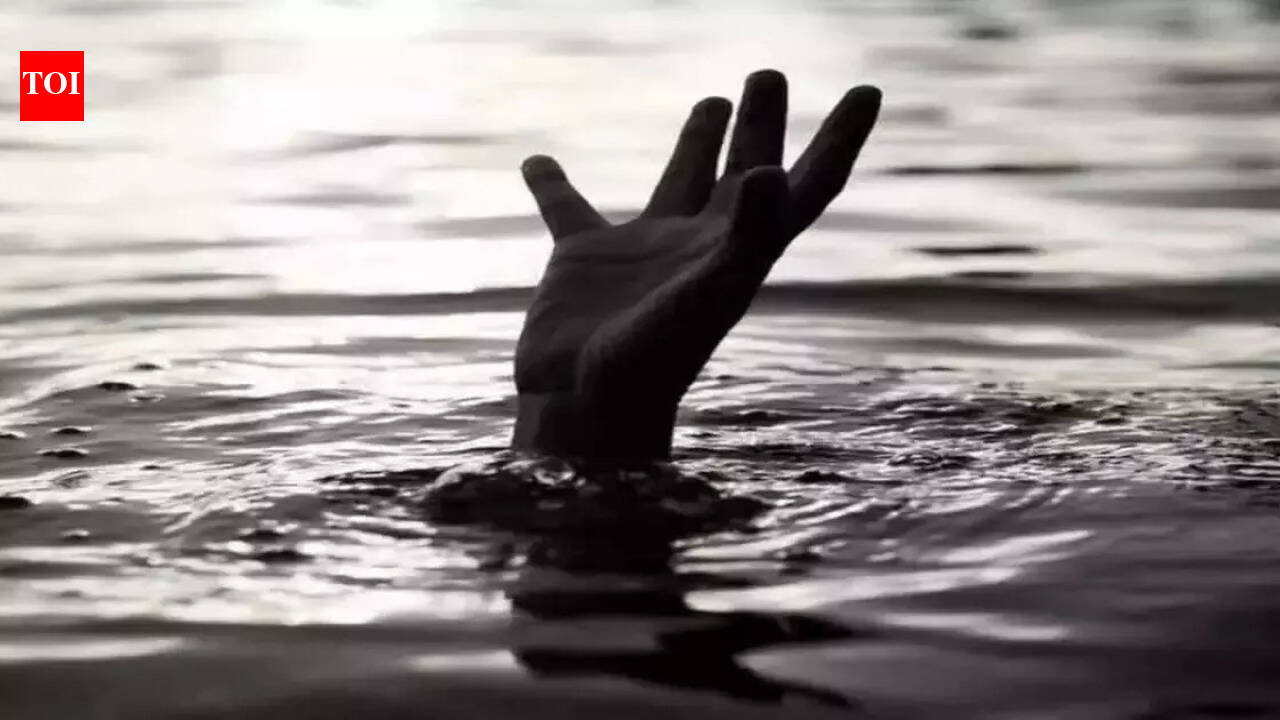 2 girls feared drowned in Ganga river