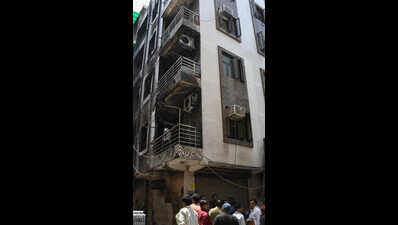 Transformer fire in Laxmi Nagar leaves 14 flats gutted, 50 escape