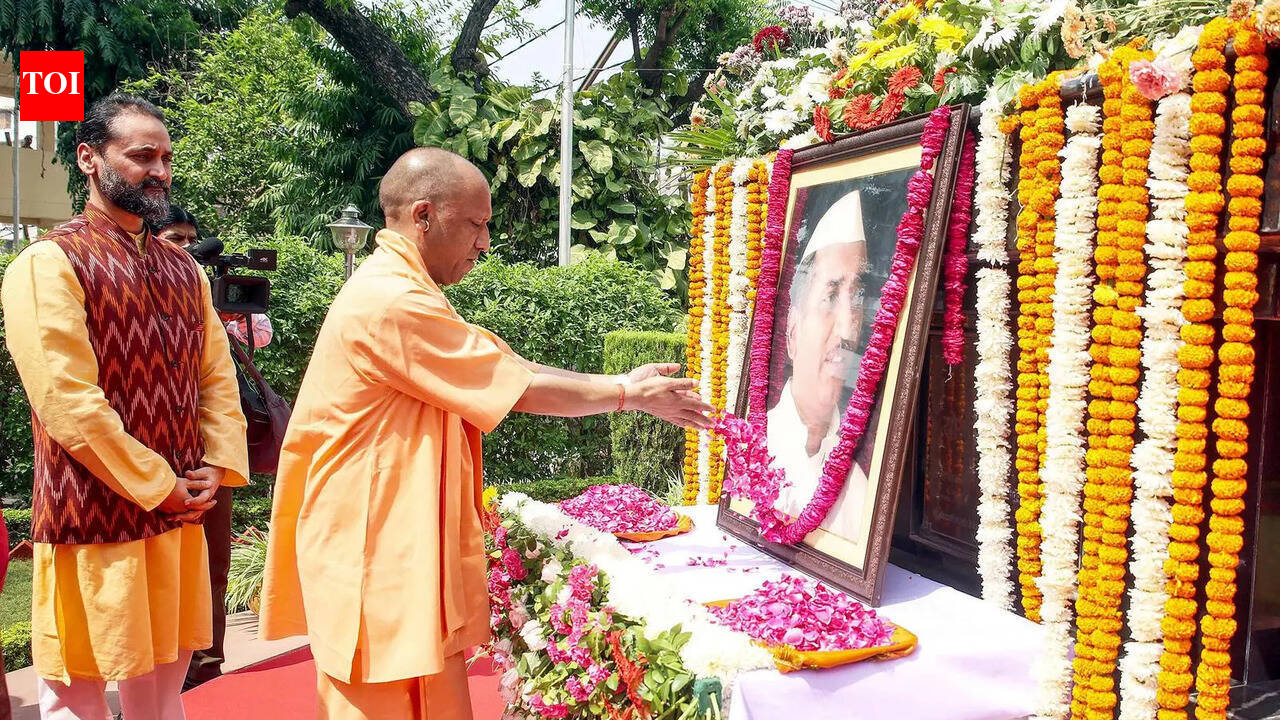 CM: Bahuguna legacy inspires generations