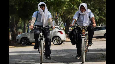 Heatwave bakes city but rain on April 28 may bring respite