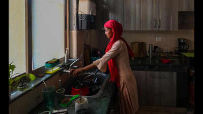 Voting in Bengal, help-less in Gurgaon: On '10-min' apps, wait time for slots is 3-5 days