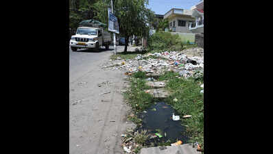 Encroachment, choked drains, traffic snarls plague Doon’s GMS Rd