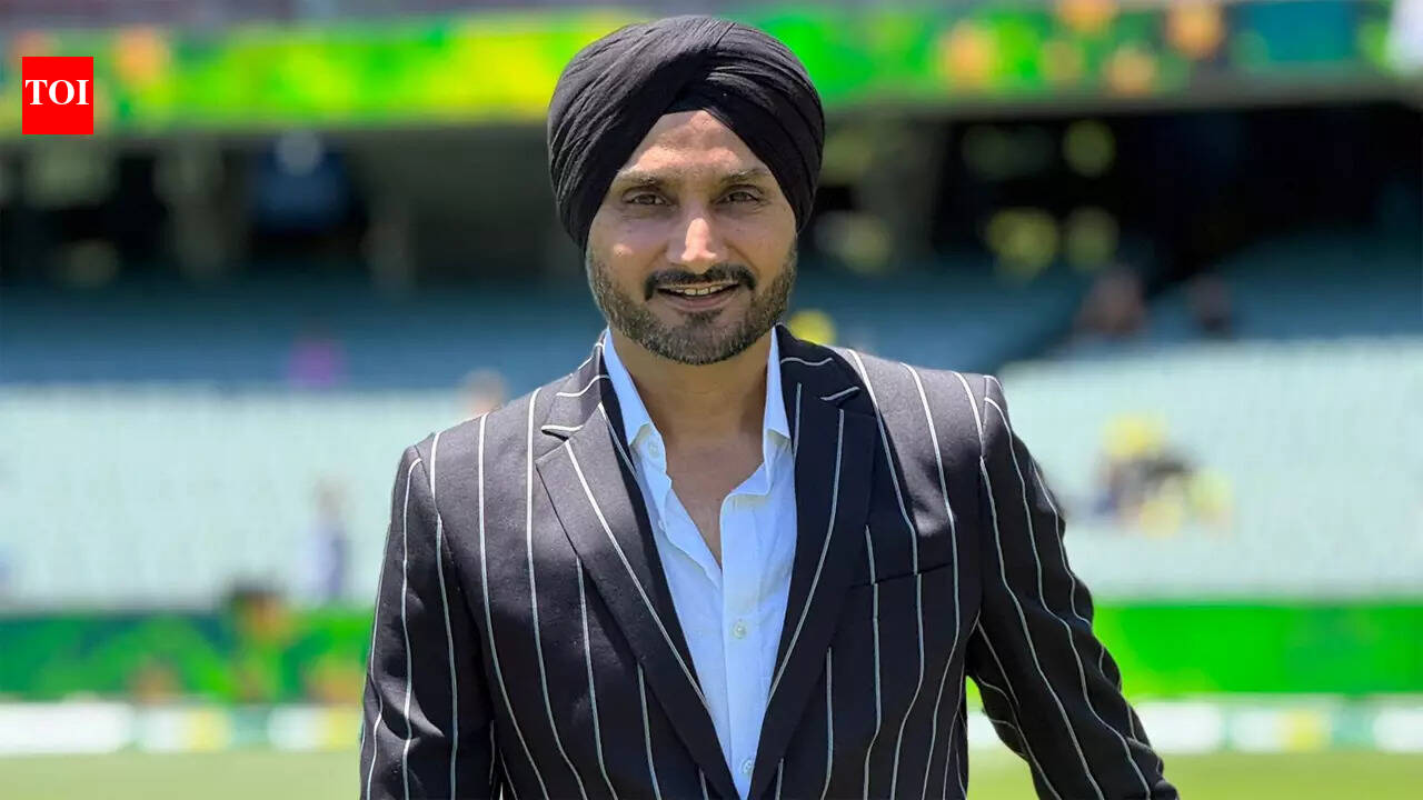 Punjab Police withdraw Harbhajan Singh’s security cover after BJP switch | Chandigarh News - The Times of India