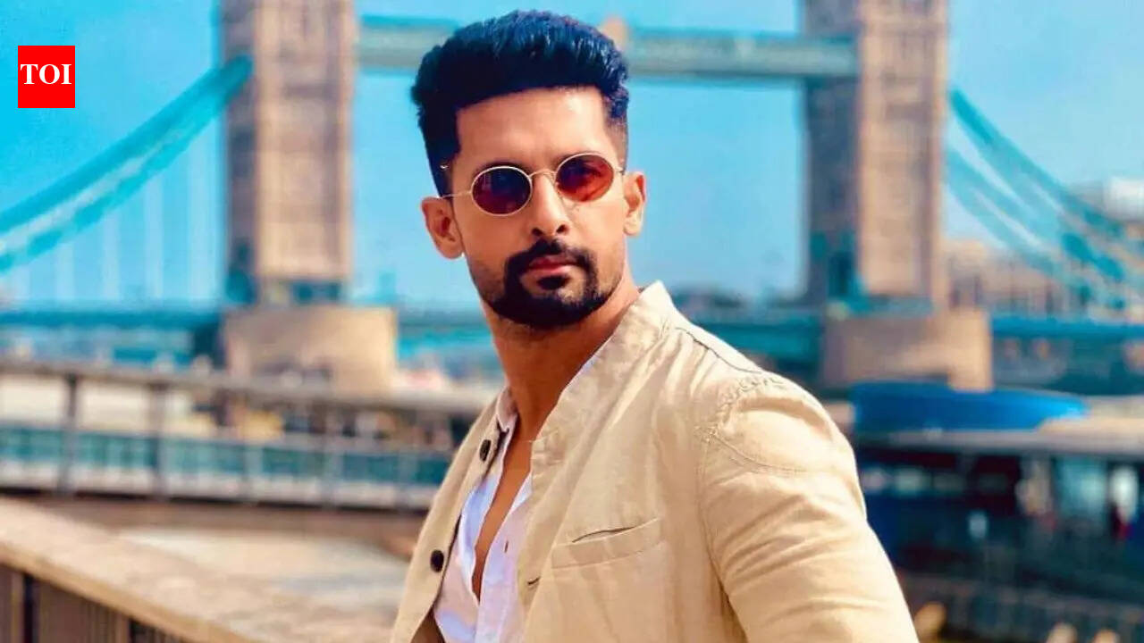 Ravie Dubey recalls the time he channeled his inner Michael Jackson back in college