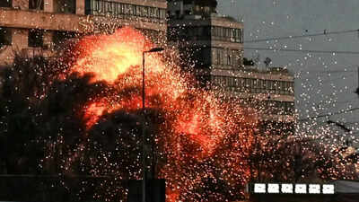  Fire breaks out at site supporting US operations against Iran