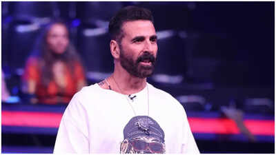 Akshay Kumar gets emotional at Wheel of Fortune finale, introduces his mama and says he “never missed a single episode”