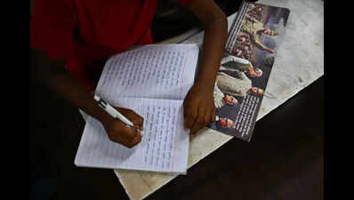 13 BMC contract schoolteachers’ salaries stuck at 5,000 for 15 years