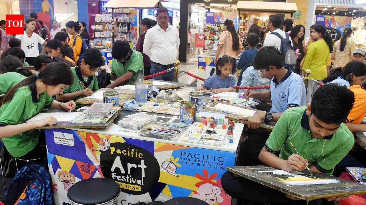 TOI painting event draws 1,000 students in Dehradun