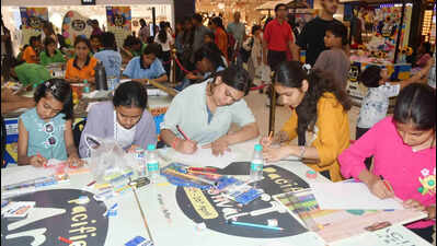 TOI painting event draws 1,000 students in Dehradun