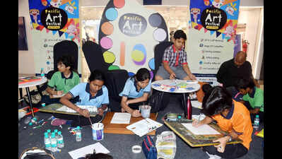 TOI painting event draws 1,000 students in Dehradun