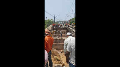Restoration work on old Buxar railway bridge intensified