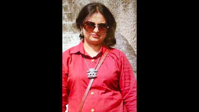 Woman’s body found with head injury, hubby missing