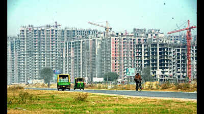 RERA directs developer to hand over flat to buyer, pay Rs 15L penalty