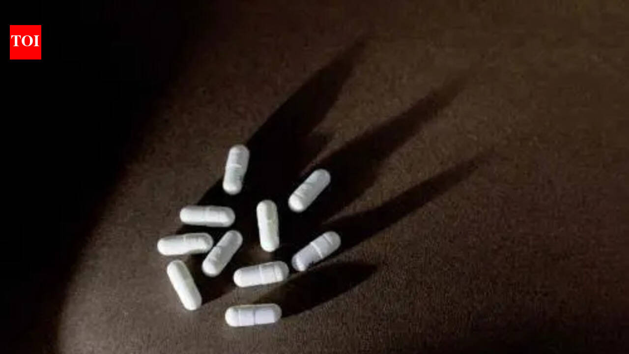 Delhi police dismantle illegal drug network and cocaine syndicate