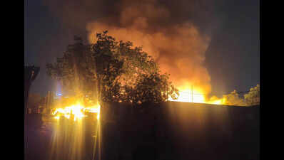 Fire at plastic factory in Bajghera, spreads to warehouses; no casualties