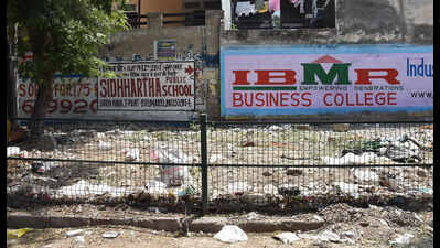 Greenbelt in Gurgaon Sector 4 turns dumping ground amid encroachments and neglect