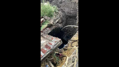 Three workers suffocate to death in sludge tank at mushroom-producing company in Jejuri