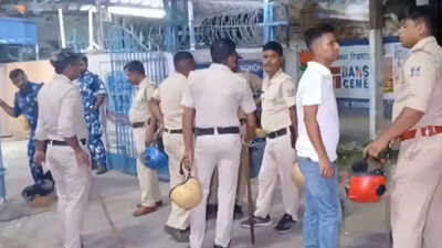 TMC-BJP clash rocks Bengal; 4 arrested after violence outside Jagatdal police station
